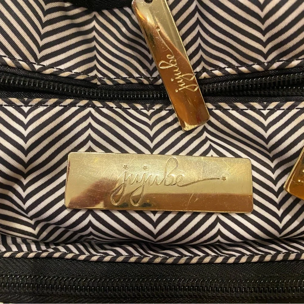 Jujube Queen of the Nile Diaper Bag with added accessory bag
